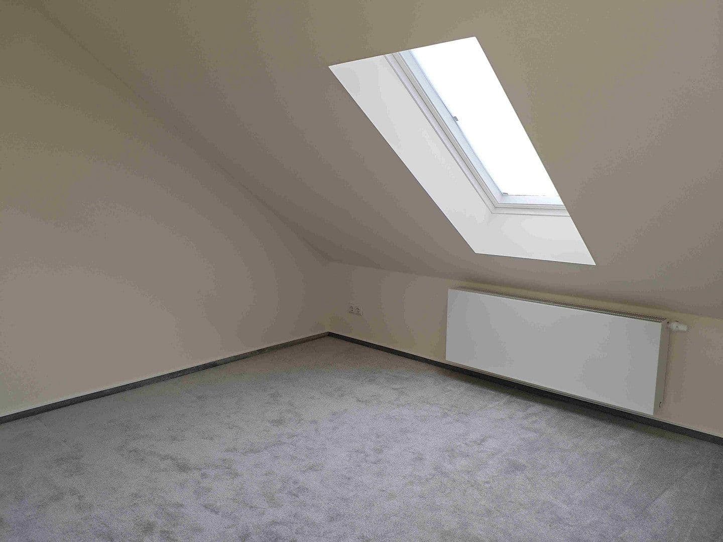 Predaj domu 298 m², pozemok 2.605 m², Jesteburg, Dolné Sasko Predaj domu 298 m², pozemok 2.605 m², Jesteburg, Dolné Sasko