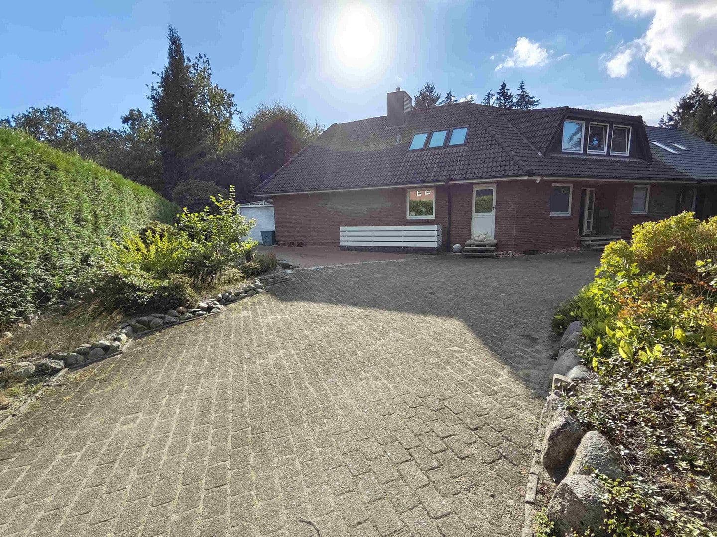 Predaj domu 298 m², pozemok 2.605 m², Jesteburg, Dolné Sasko Predaj domu 298 m², pozemok 2.605 m², Jesteburg, Dolné Sasko