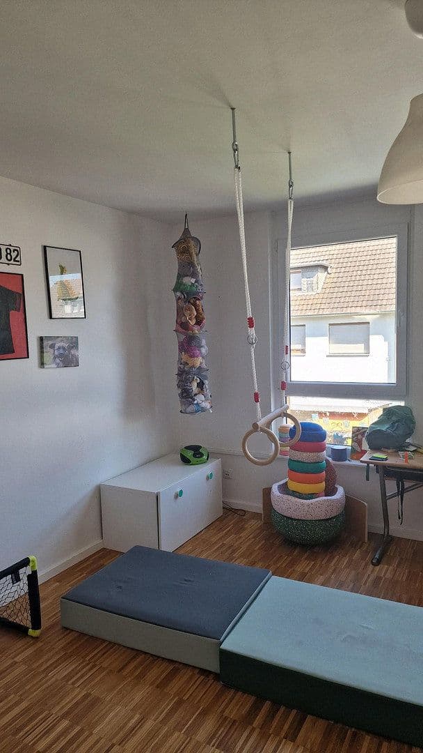 Predaj domu 143 m², pozemok 225 m², Rösrath, Severné Porýnie - Westfálsko Predaj domu 143 m², pozemok 225 m², Rösrath, Severné Porýnie - Westfálsko