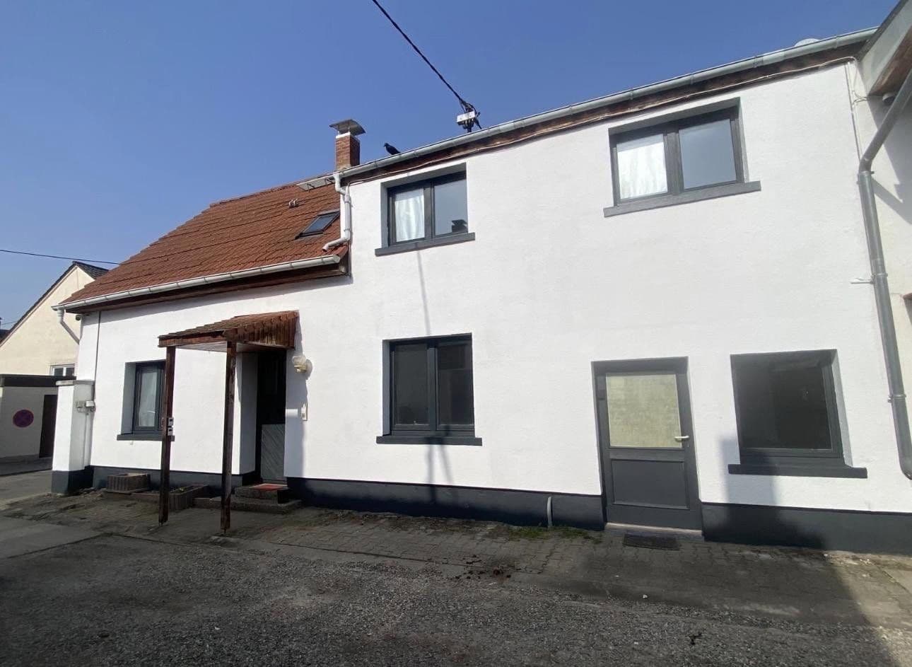 Predaj domu 130 m², pozemok 10 m², Zum Hofstück 16, Worms, Porýnie-Falcko Predaj domu 130 m², pozemok 10 m², Zum Hofstück 16, Worms, Porýnie-Falcko