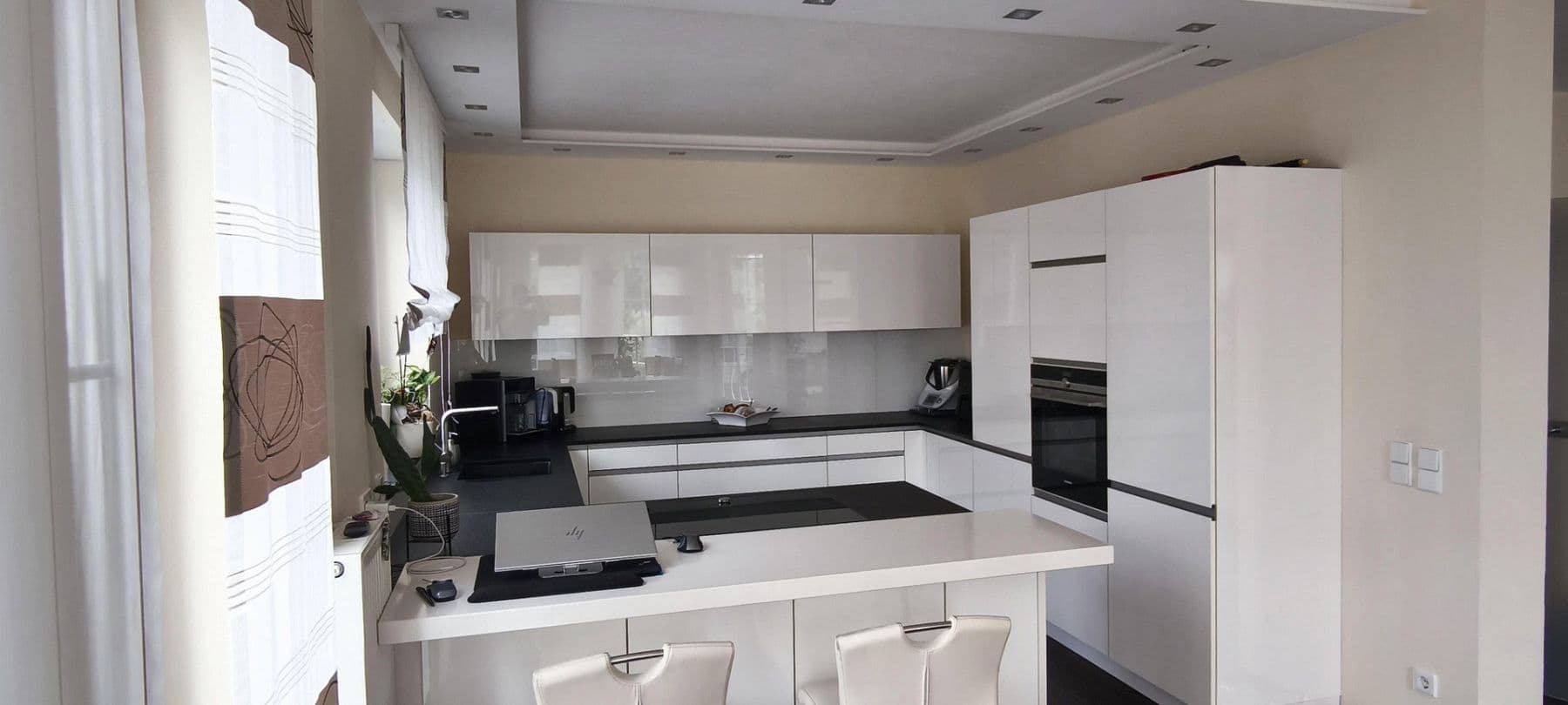Predaj domu 215 m², pozemok 516 m², Neuenstadt am Kocher, Bádensko-Wurttembersko Predaj domu 215 m², pozemok 516 m², Neuenstadt am Kocher, Bádensko-Wurttembersko