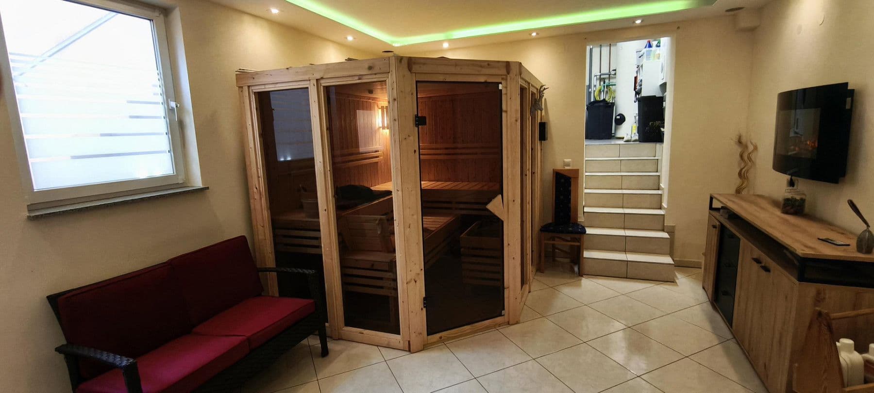 Predaj domu 215 m², pozemok 516 m², Neuenstadt am Kocher, Bádensko-Wurttembersko Predaj domu 215 m², pozemok 516 m², Neuenstadt am Kocher, Bádensko-Wurttembersko
