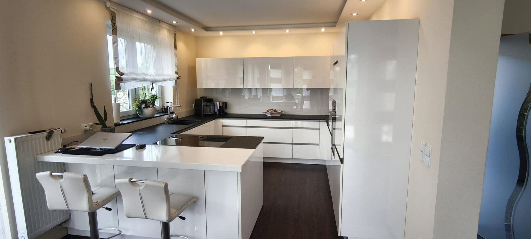 Predaj domu 215 m², pozemok 516 m², Neuenstadt am Kocher, Bádensko-Wurttembersko Predaj domu 215 m², pozemok 516 m², Neuenstadt am Kocher, Bádensko-Wurttembersko