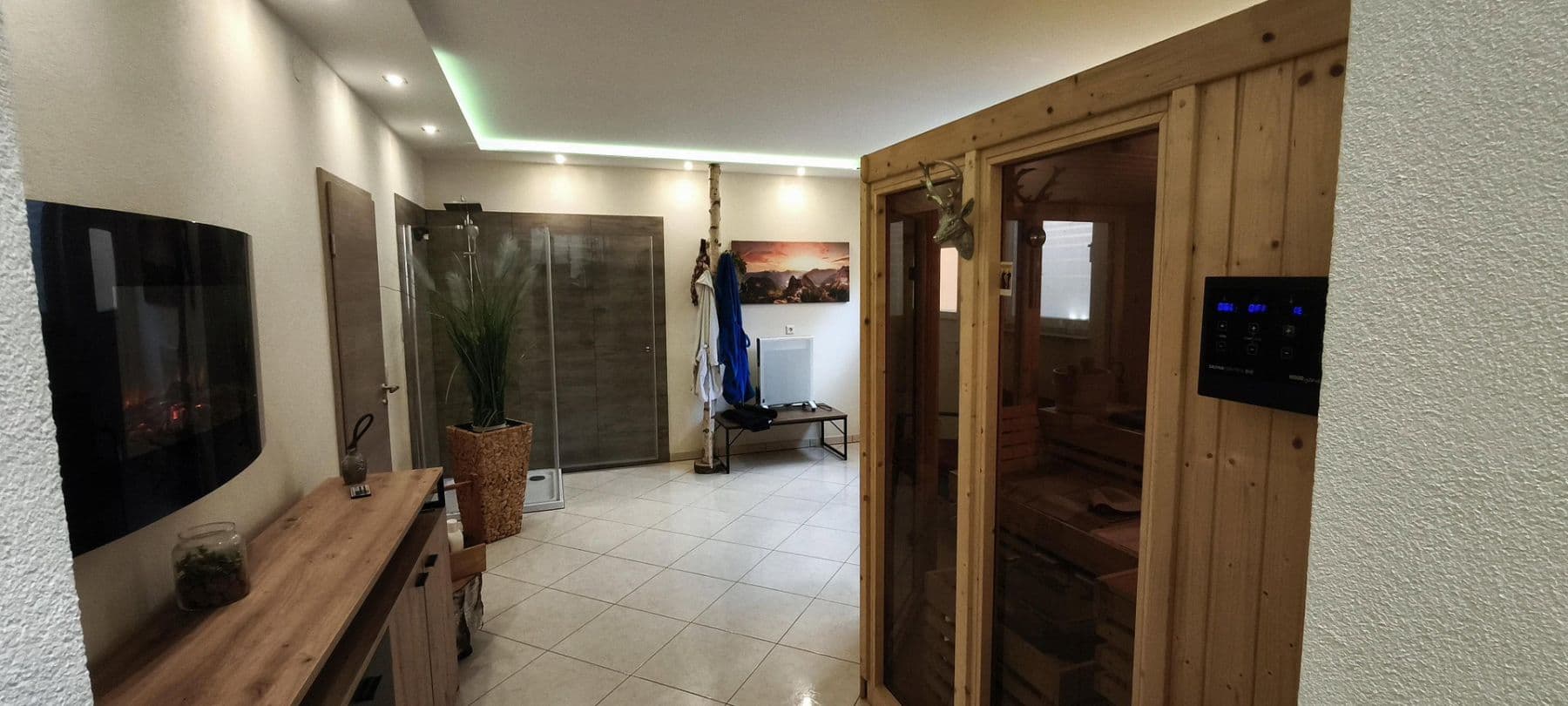 Predaj domu 215 m², pozemok 516 m², Neuenstadt am Kocher, Bádensko-Wurttembersko Predaj domu 215 m², pozemok 516 m², Neuenstadt am Kocher, Bádensko-Wurttembersko