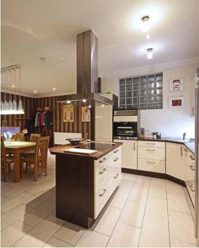 Predaj bytu 5-izbový 153 m², Stuttgart, Bádensko-Wurttembersko Predaj bytu 5-izbový 153 m², Stuttgart, Bádensko-Wurttembersko