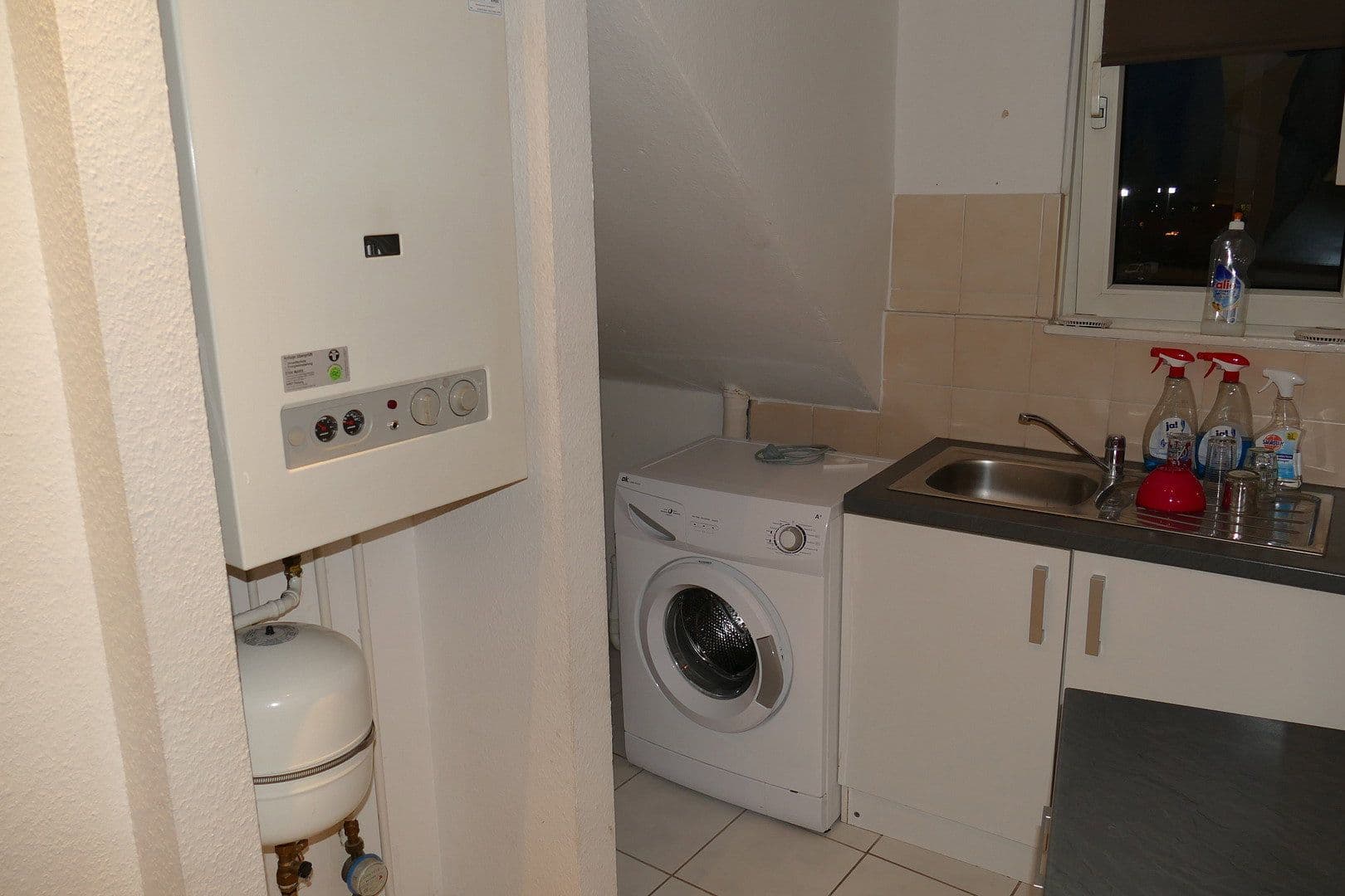 Prenájom bytu 2-izbový 42 m², Kahlertstraße 51, Darmstadt, Hesensko Prenájom bytu 2-izbový 42 m², Kahlertstraße 51, Darmstadt, Hesensko