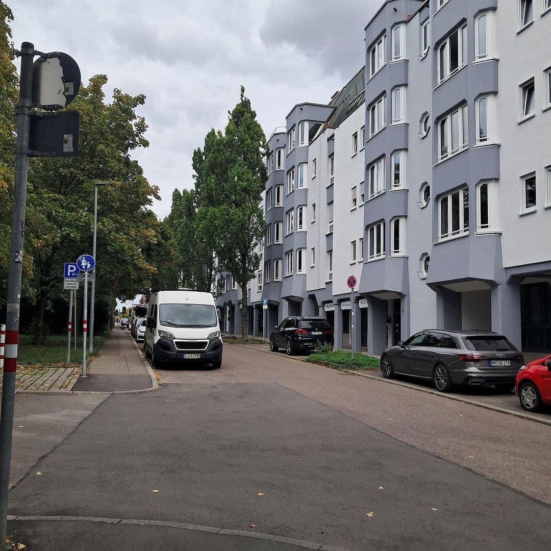 Predaj bytu 4-izbový 117 m², Stuttgart, Bádensko-Wurttembersko Predaj bytu 4-izbový 117 m², Stuttgart, Bádensko-Wurttembersko