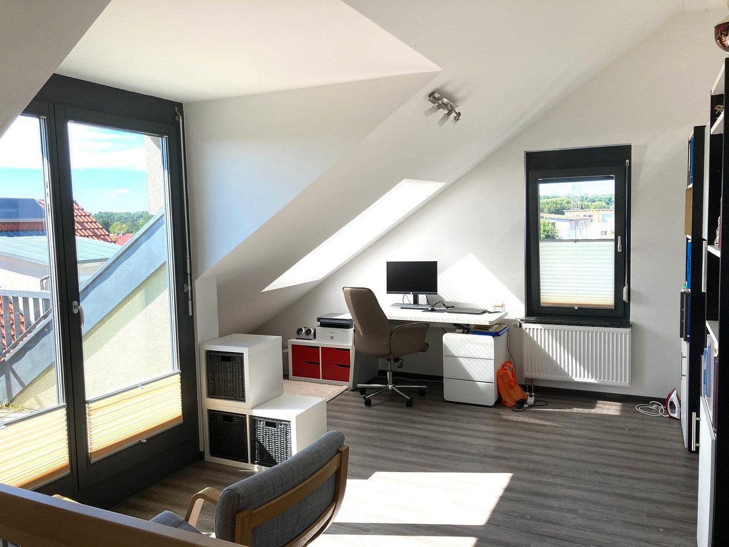 Prenájom bytu 4-izbový 143 m², Annaweg 2, Holzgerlingen, Bádensko-Wurttembersko Prenájom bytu 4-izbový 143 m², Annaweg 2, Holzgerlingen, Bádensko-Wurttembersko
