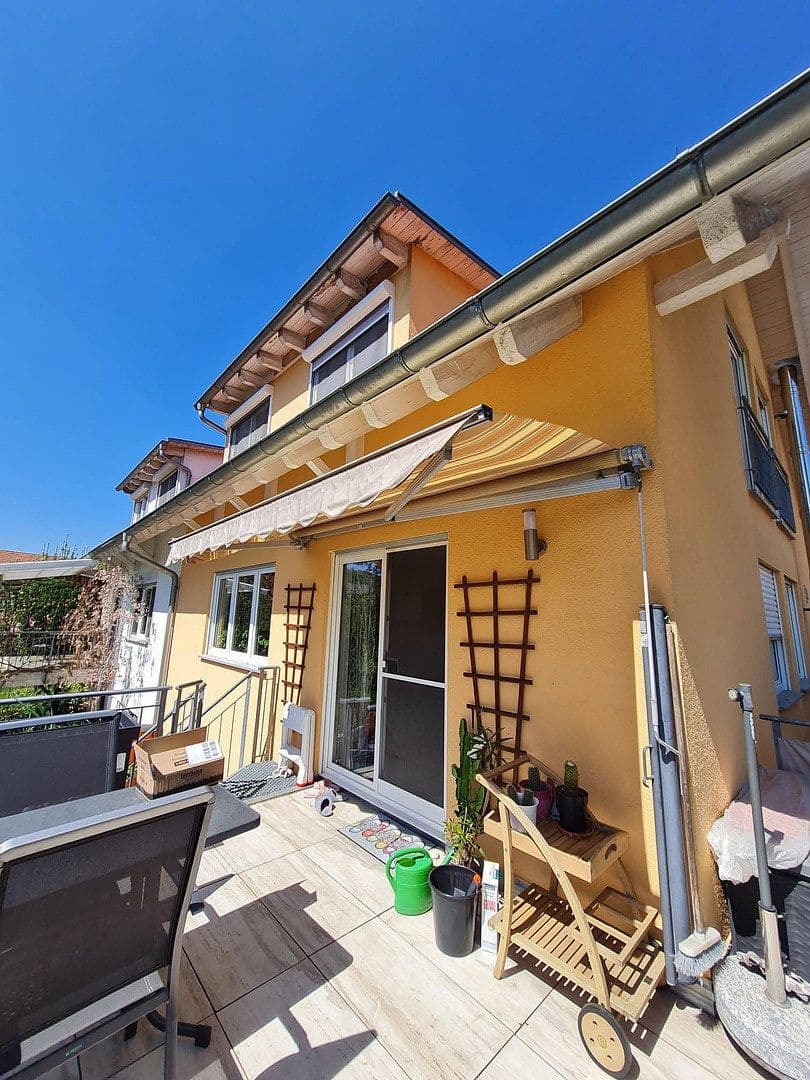 Predaj domu 130 m², pozemok 276 m², Tengen, Bádensko-Wurttembersko Predaj domu 130 m², pozemok 276 m², Tengen, Bádensko-Wurttembersko