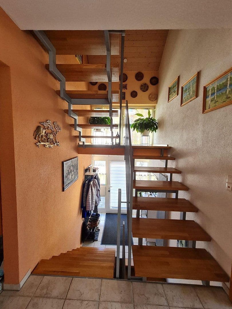 Predaj domu 130 m², pozemok 276 m², Tengen, Bádensko-Wurttembersko Predaj domu 130 m², pozemok 276 m², Tengen, Bádensko-Wurttembersko