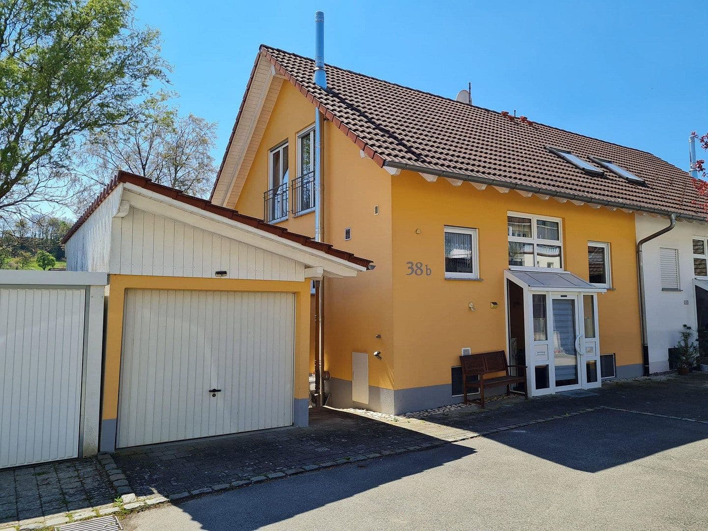 Predaj domu 130 m², pozemok 276 m², Tengen, Bádensko-Wurttembersko Predaj domu 130 m², pozemok 276 m², Tengen, Bádensko-Wurttembersko