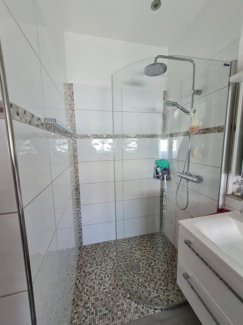 Predaj domu 130 m², pozemok 276 m², Tengen, Bádensko-Wurttembersko Predaj domu 130 m², pozemok 276 m², Tengen, Bádensko-Wurttembersko