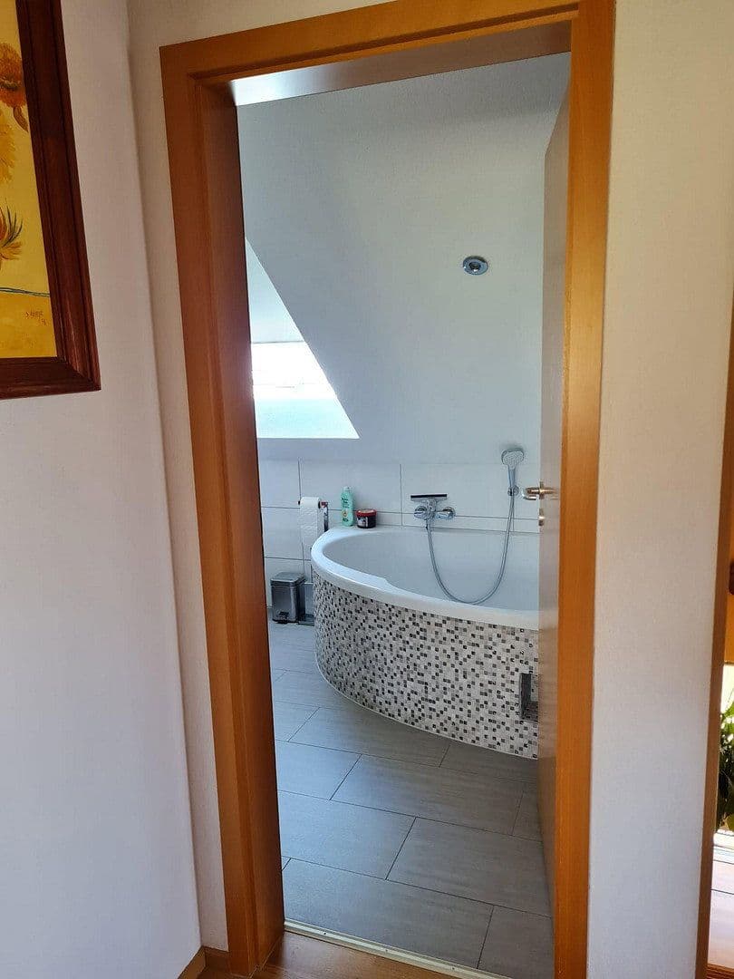 Predaj domu 130 m², pozemok 276 m², Tengen, Bádensko-Wurttembersko Predaj domu 130 m², pozemok 276 m², Tengen, Bádensko-Wurttembersko