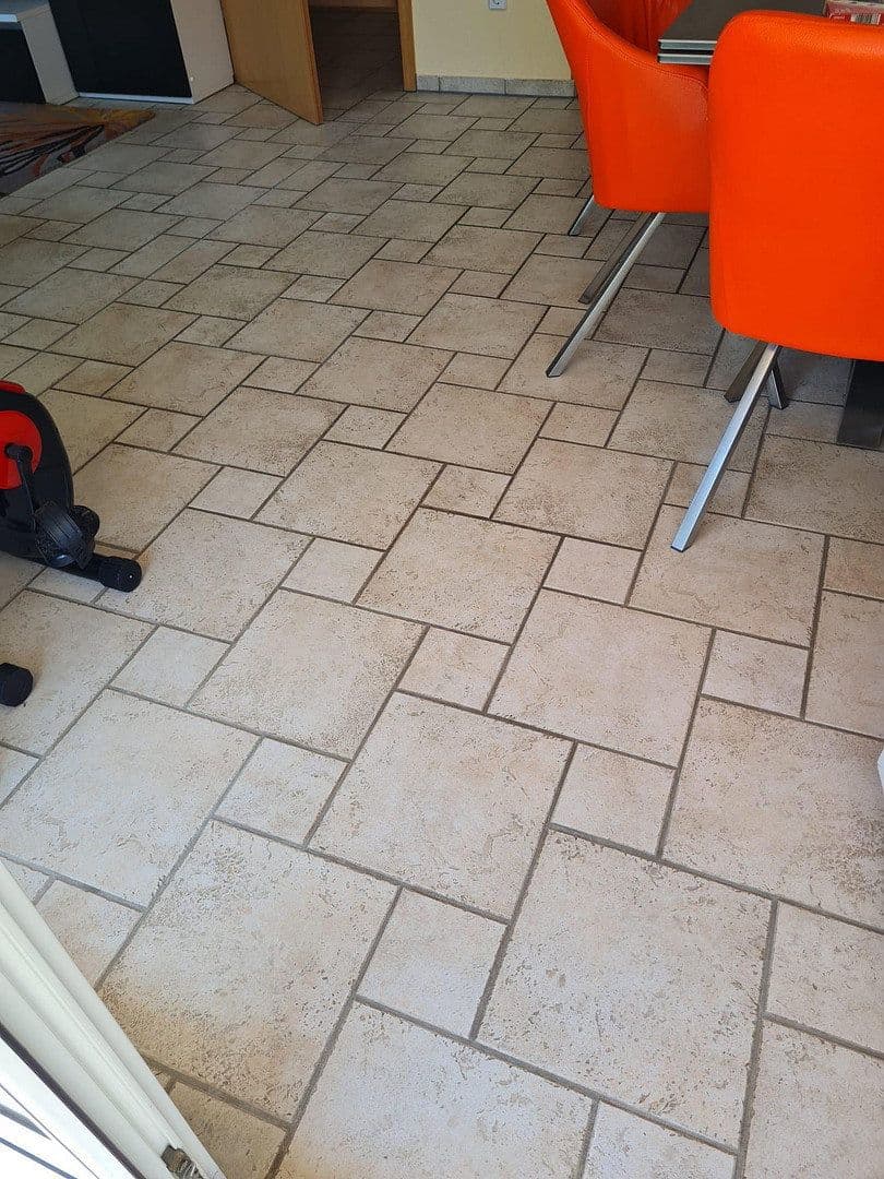 Predaj domu 130 m², pozemok 276 m², Tengen, Bádensko-Wurttembersko Predaj domu 130 m², pozemok 276 m², Tengen, Bádensko-Wurttembersko
