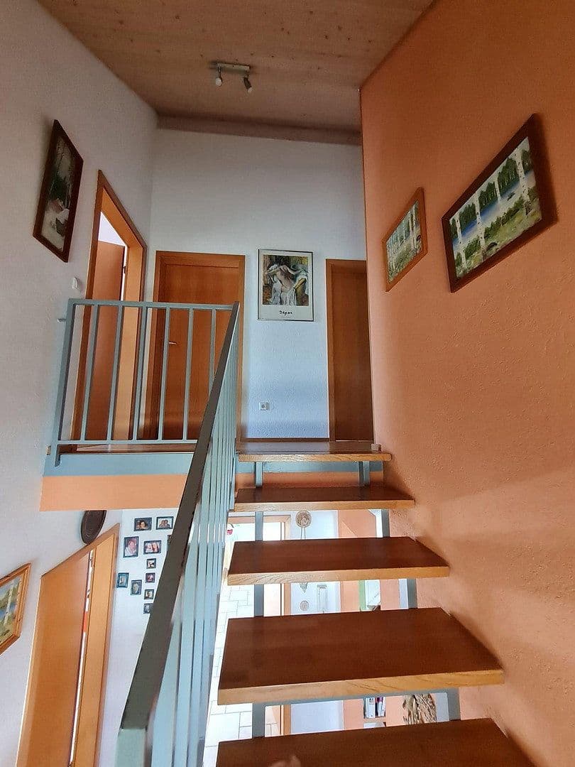Predaj domu 130 m², pozemok 276 m², Tengen, Bádensko-Wurttembersko Predaj domu 130 m², pozemok 276 m², Tengen, Bádensko-Wurttembersko