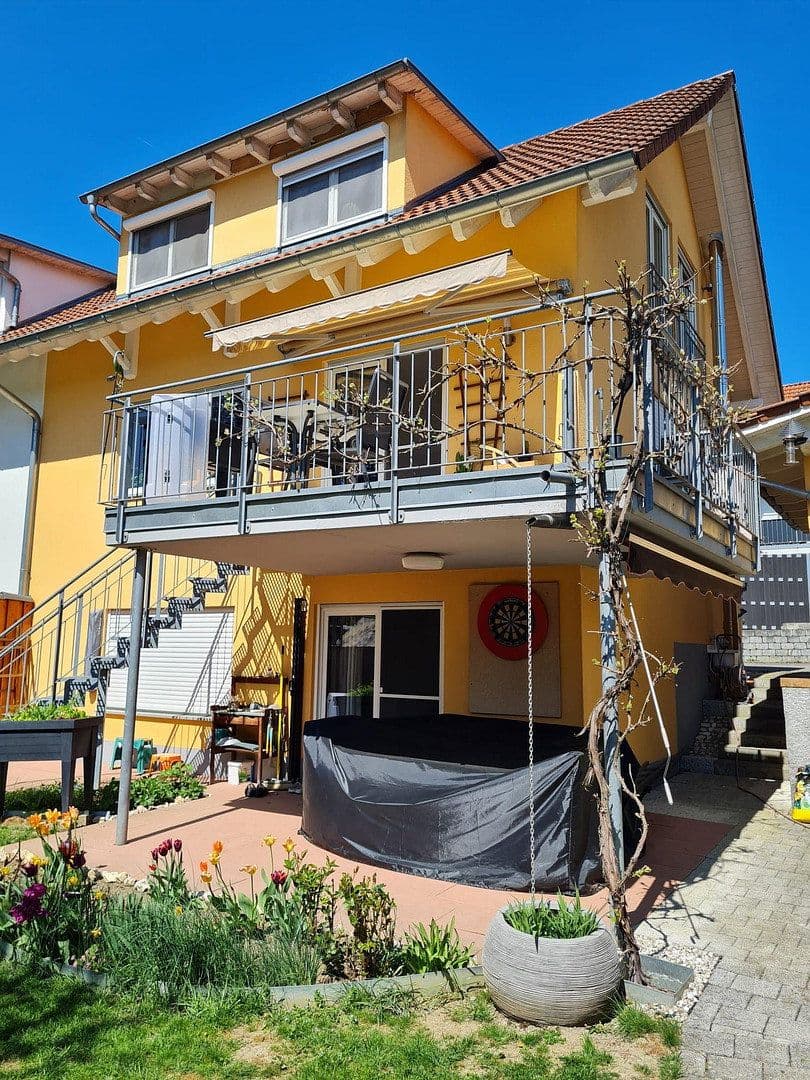 Predaj domu 130 m², pozemok 276 m², Tengen, Bádensko-Wurttembersko Predaj domu 130 m², pozemok 276 m², Tengen, Bádensko-Wurttembersko