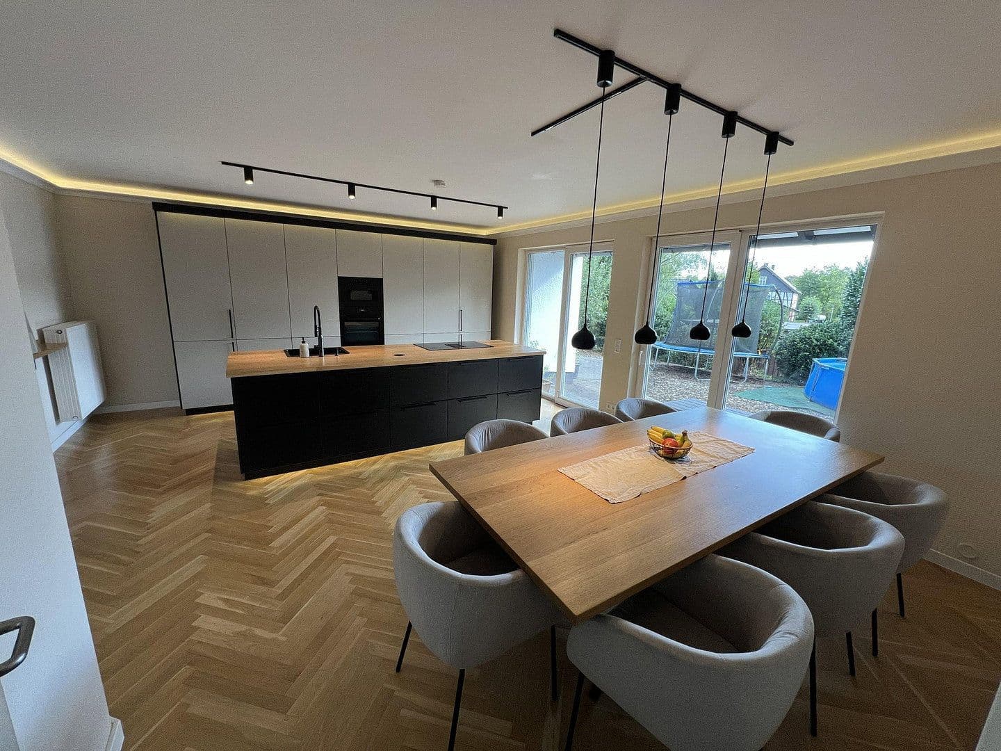 Predaj domu 301 m², pozemok 1.047 m², An der Silberkuhle 5, Reichshof, Severné Porýnie - Westfálsko Predaj domu 301 m², pozemok 1.047 m², An der Silberkuhle 5, Reichshof, Severné Porýnie - Westfálsko