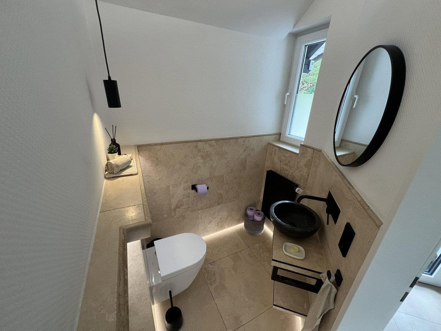 Predaj domu 301 m², pozemok 1.047 m², An der Silberkuhle 5, Reichshof, Severné Porýnie - Westfálsko Predaj domu 301 m², pozemok 1.047 m², An der Silberkuhle 5, Reichshof, Severné Porýnie - Westfálsko