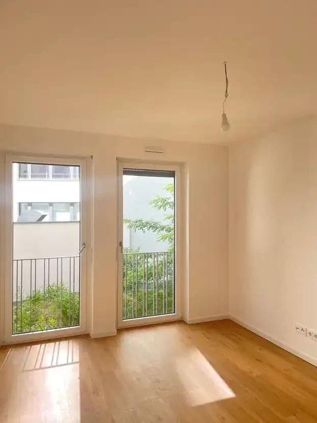 Prenájom bytu 2-izbový 55 m², Moselstraße, Frankfurt am Main, Hesensko Prenájom bytu 2-izbový 55 m², Moselstraße, Frankfurt am Main, Hesensko