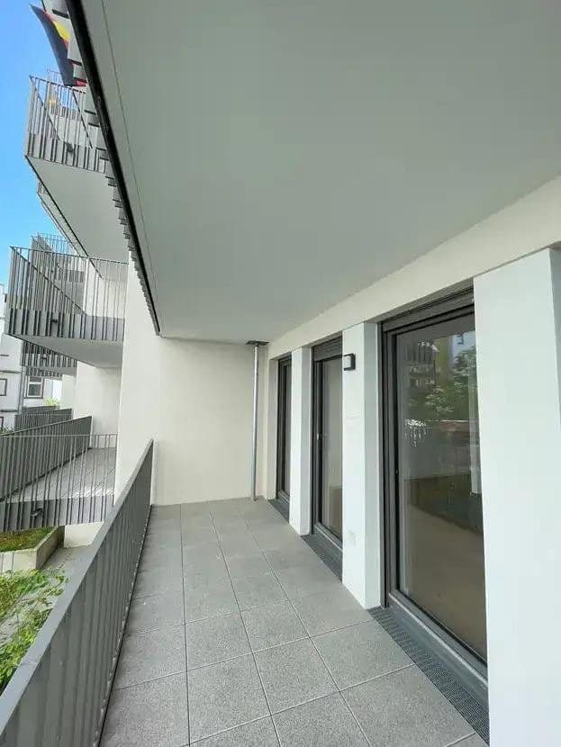 Prenájom bytu 2-izbový 55 m², Moselstraße, Frankfurt am Main, Hesensko Prenájom bytu 2-izbový 55 m², Moselstraße, Frankfurt am Main, Hesensko
