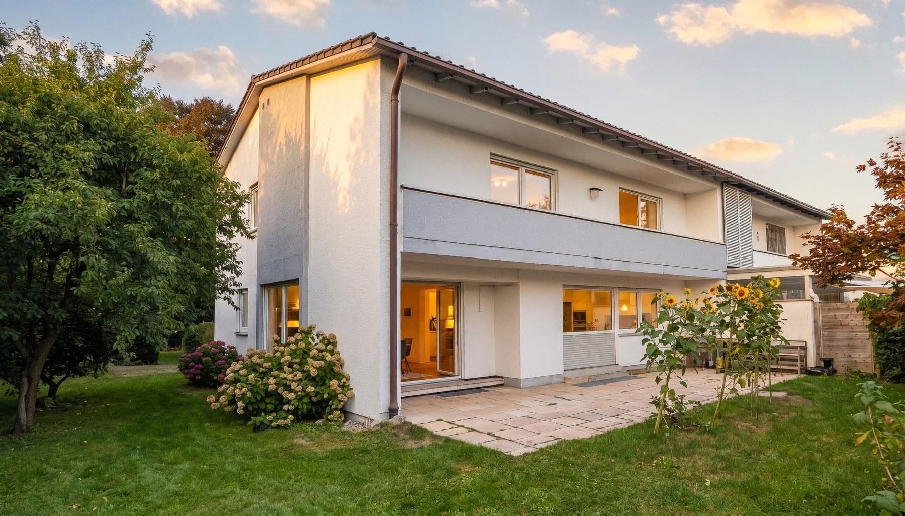 Predaj domu 151 m², pozemok 394 m², Rosenheim, Bavorsko Predaj domu 151 m², pozemok 394 m², Rosenheim, Bavorsko