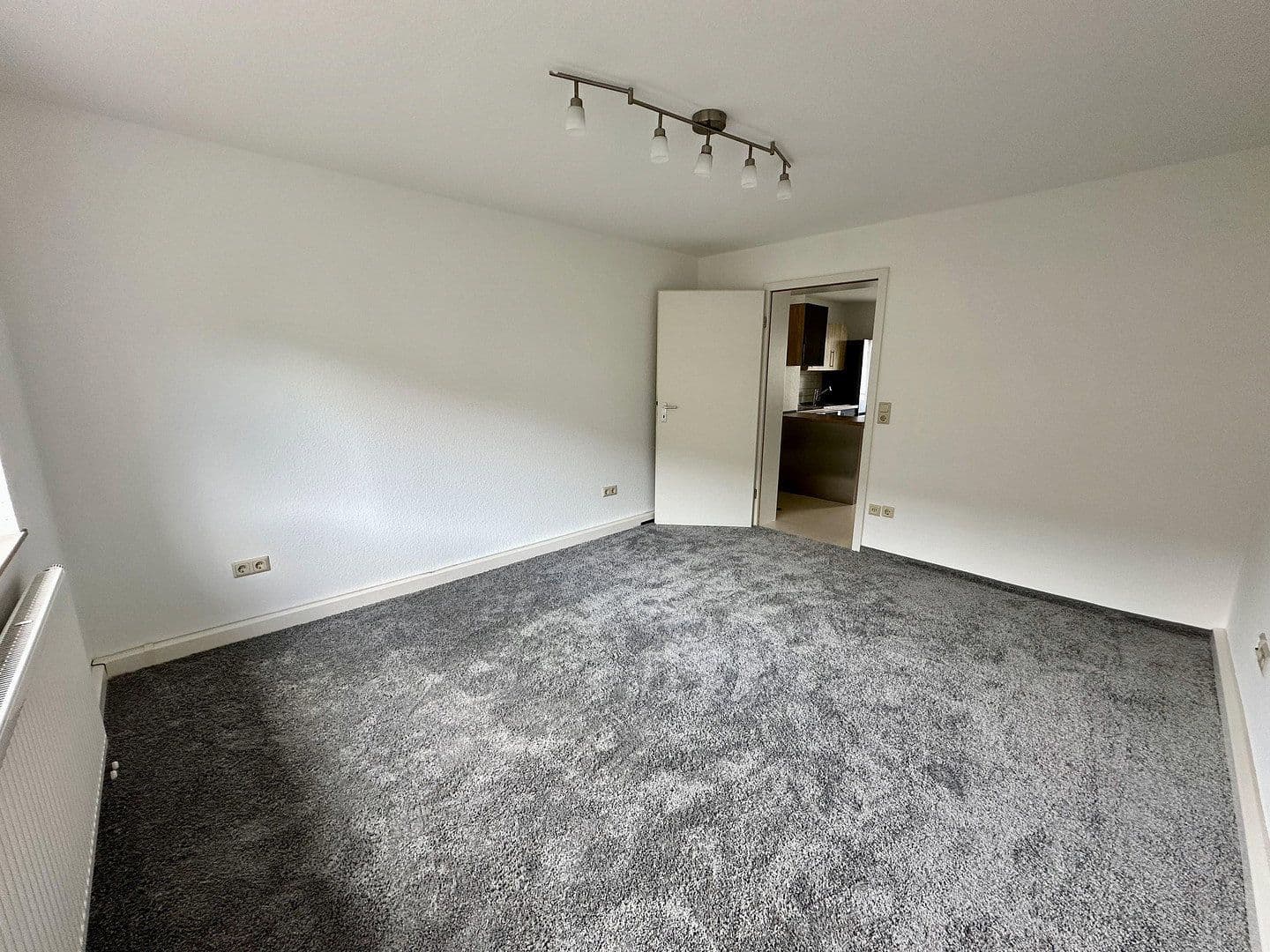 Prenájom bytu 2-izbový 52 m², Weißenburgstraße 41a, Würzburg, Bavorsko Prenájom bytu 2-izbový 52 m², Weißenburgstraße 41a, Würzburg, Bavorsko