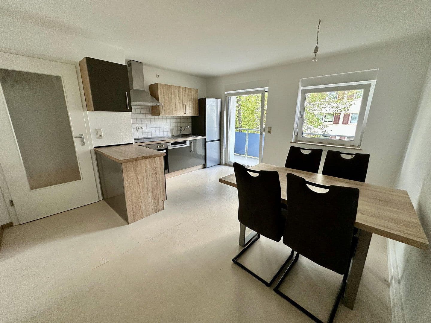 Prenájom bytu 2-izbový 52 m², Weißenburgstraße 41a, Würzburg, Bavorsko Prenájom bytu 2-izbový 52 m², Weißenburgstraße 41a, Würzburg, Bavorsko
