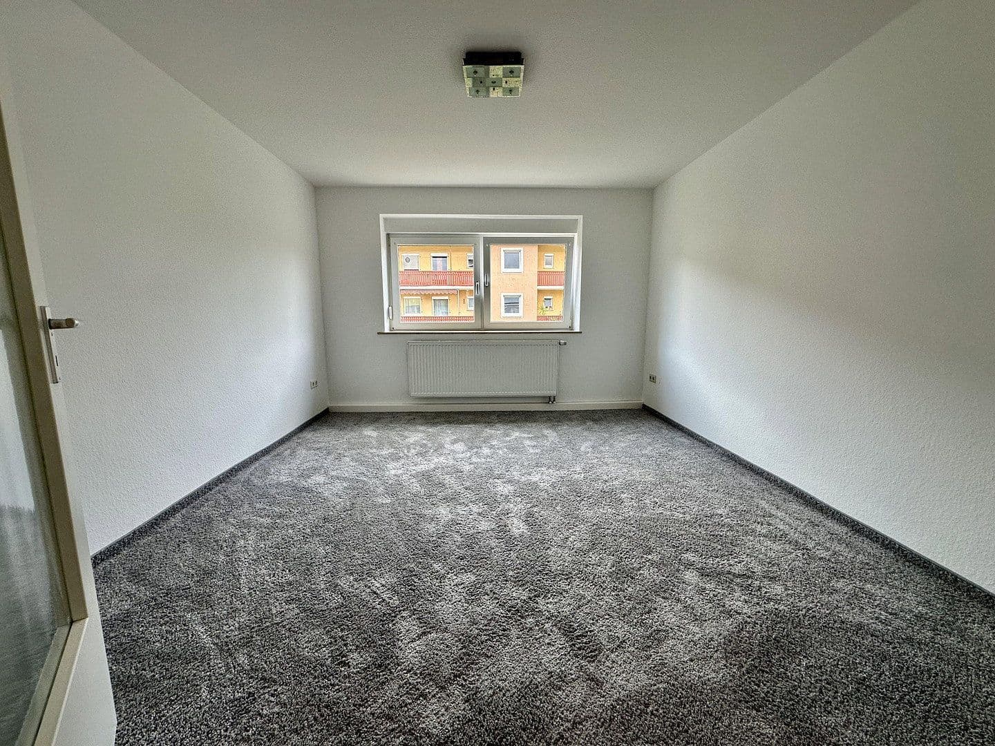 Prenájom bytu 2-izbový 52 m², Weißenburgstraße 41a, Würzburg, Bavorsko Prenájom bytu 2-izbový 52 m², Weißenburgstraße 41a, Würzburg, Bavorsko