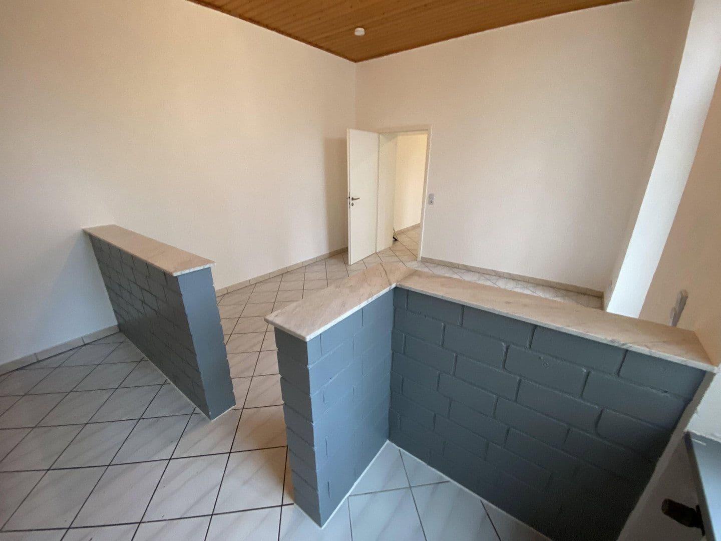 Prenájom bytu 1-izbový 55 m², Friedrich-Ebert Str. 145, Wuppertal, Severné Porýnie - Westfálsko Prenájom bytu 1-izbový 55 m², Friedrich-Ebert Str. 145, Wuppertal, Severné Porýnie - Westfálsko