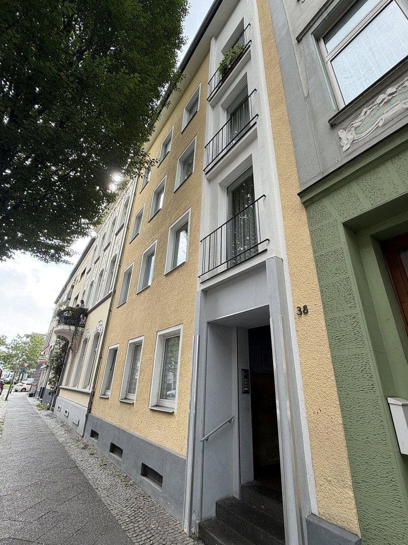 Prenájom bytu 2-izbový 45 m², Florastr. 38, Krefeld, Severné Porýnie - Westfálsko Prenájom bytu 2-izbový 45 m², Florastr. 38, Krefeld, Severné Porýnie - Westfálsko