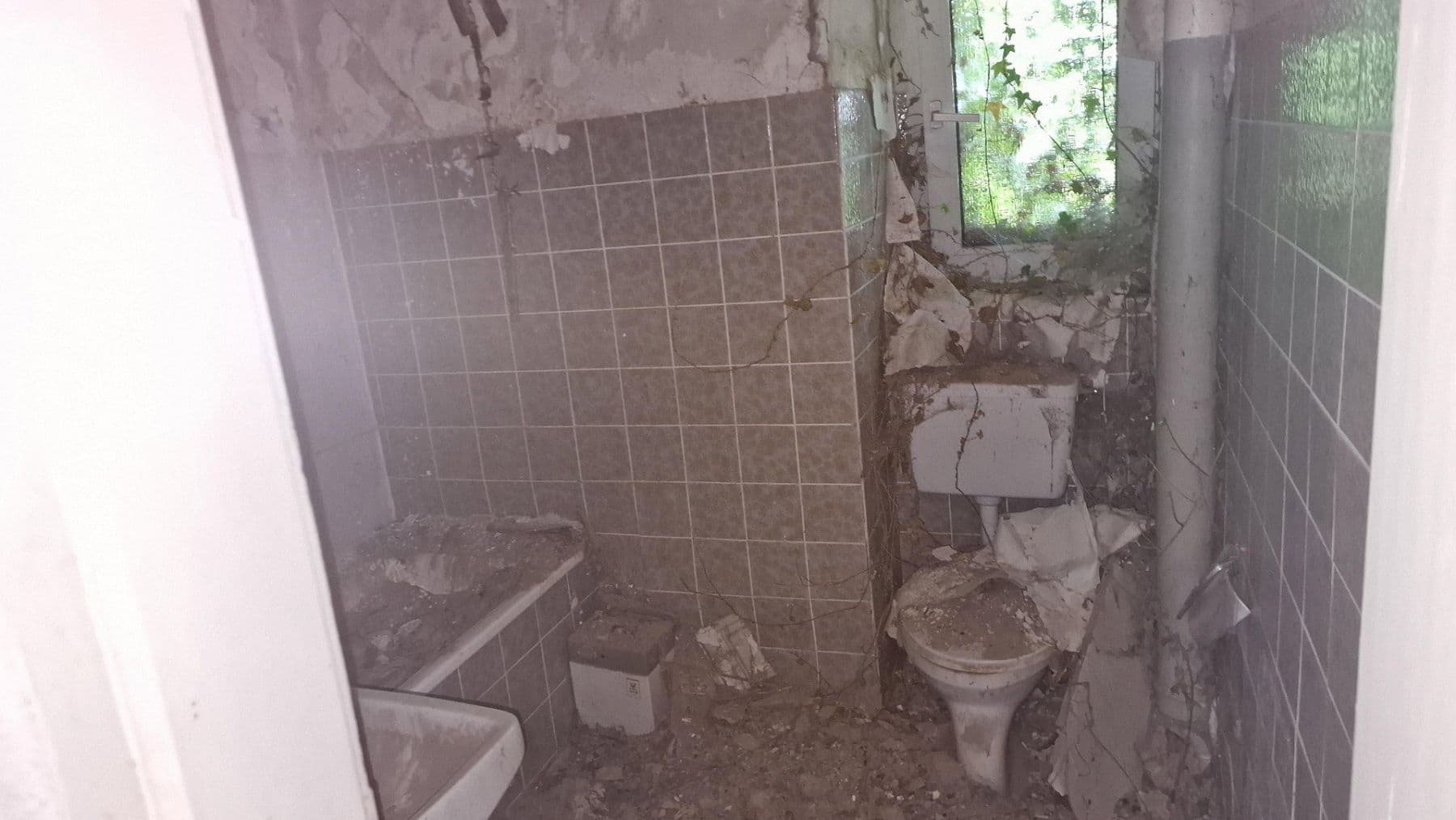 Predaj domu 1.320 m², pozemok 2.400 m², Fürstenberg, Dolné Sasko Predaj domu 1.320 m², pozemok 2.400 m², Fürstenberg, Dolné Sasko