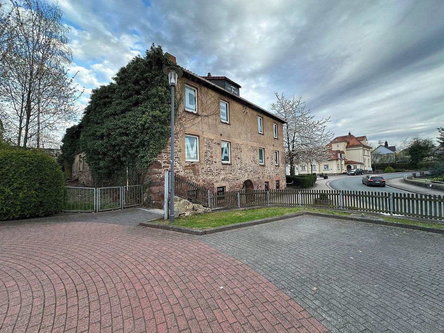Predaj domu 1.320 m², pozemok 2.400 m², Fürstenberg, Dolné Sasko Predaj domu 1.320 m², pozemok 2.400 m², Fürstenberg, Dolné Sasko
