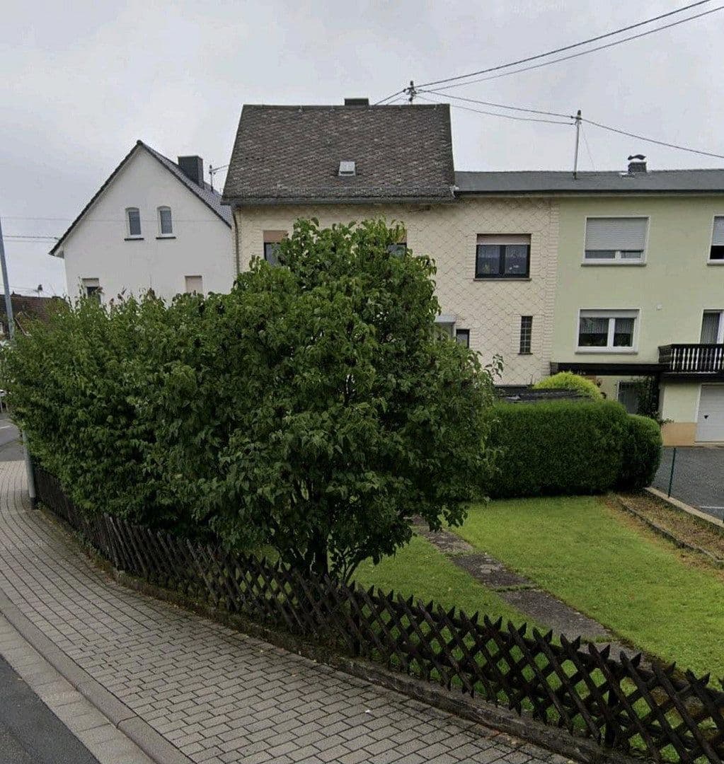 Predaj domu 100 m², pozemok 430 m², Siershahn, Porýnie-Falcko Predaj domu 100 m², pozemok 430 m², Siershahn, Porýnie-Falcko