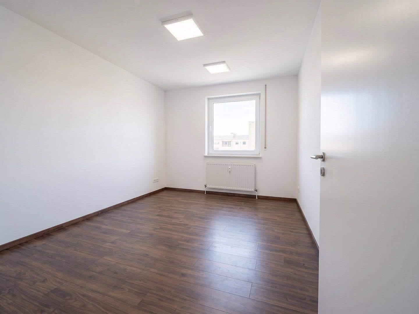 Prenájom bytu 4-izbový 98 m², Gartenstraße 19, Langweid am Lech, Bavorsko Prenájom bytu 4-izbový 98 m², Gartenstraße 19, Langweid am Lech, Bavorsko