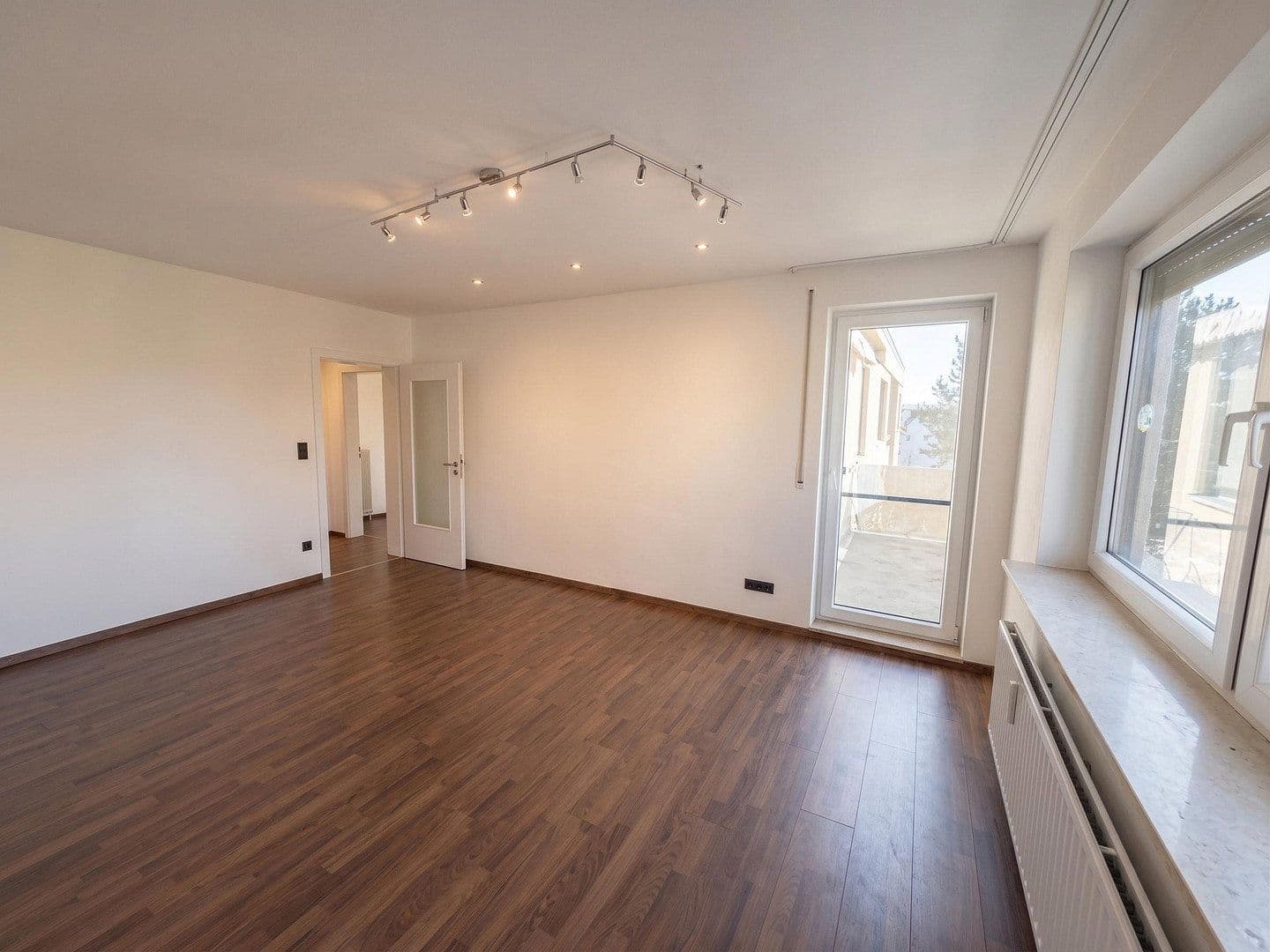 Prenájom bytu 4-izbový 98 m², Gartenstraße 19, Langweid am Lech, Bavorsko Prenájom bytu 4-izbový 98 m², Gartenstraße 19, Langweid am Lech, Bavorsko
