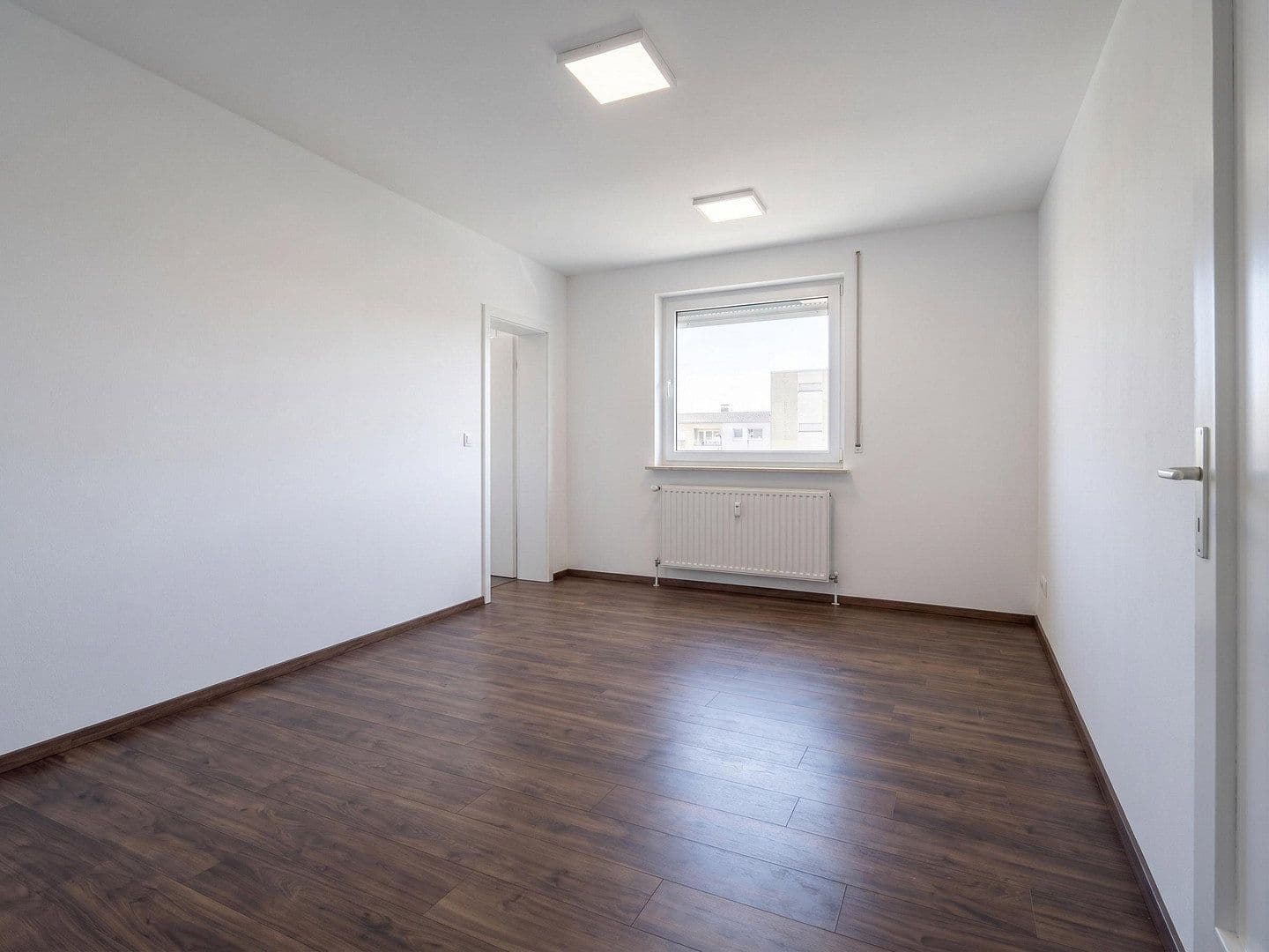 Prenájom bytu 4-izbový 98 m², Gartenstraße 19, Langweid am Lech, Bavorsko Prenájom bytu 4-izbový 98 m², Gartenstraße 19, Langweid am Lech, Bavorsko