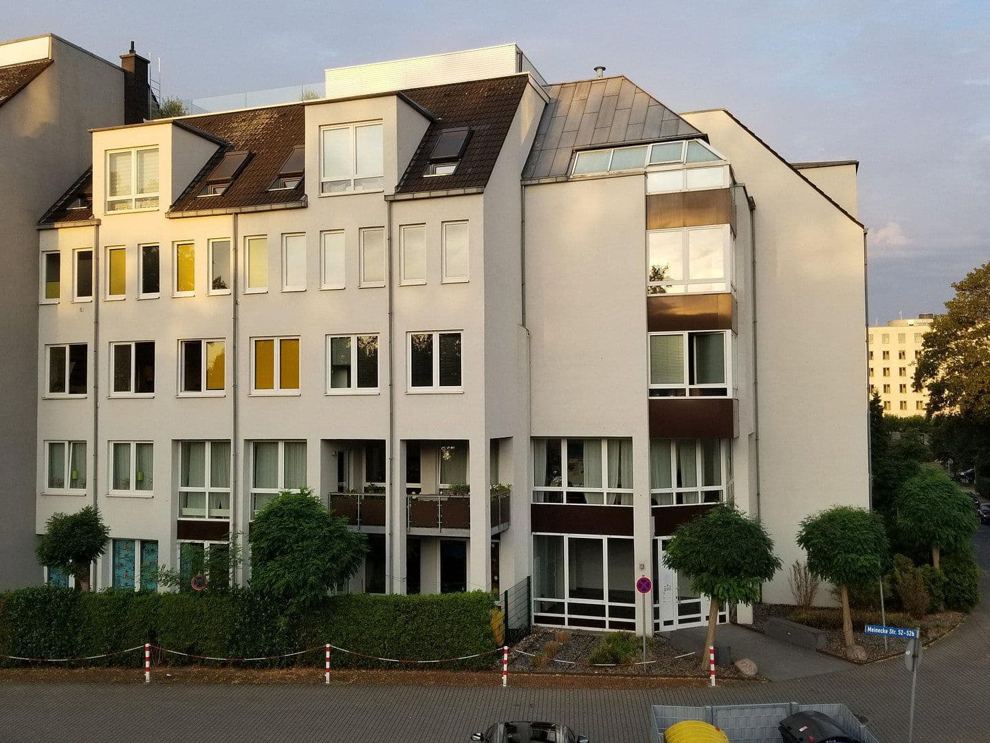 Prenájom bytu 2-izbový 135 m², Meineckestr. 52, Düsseldorf, Severné Porýnie - Westfálsko Prenájom bytu 2-izbový 135 m², Meineckestr. 52, Düsseldorf, Severné Porýnie - Westfálsko
