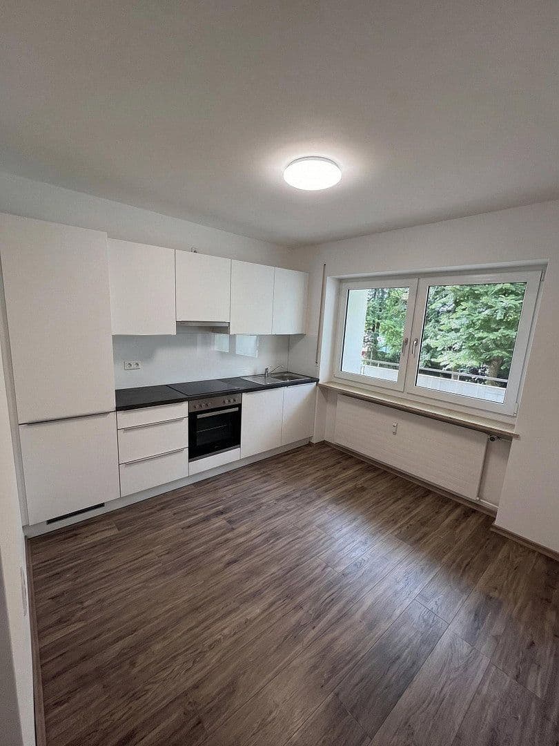 Prenájom bytu 3-izbový 93 m², Mergenthauer Weg 50, Friedberg, Bavorsko Prenájom bytu 3-izbový 93 m², Mergenthauer Weg 50, Friedberg, Bavorsko