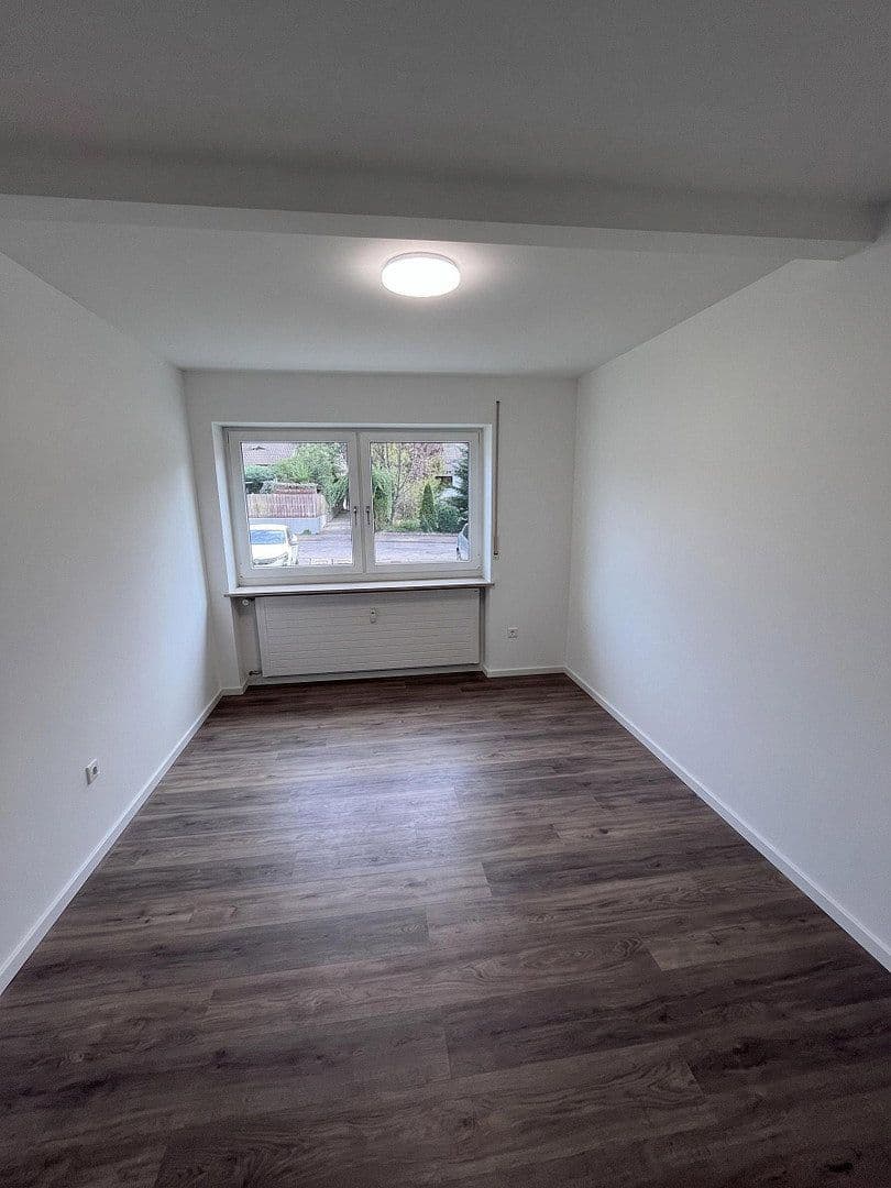 Prenájom bytu 3-izbový 93 m², Mergenthauer Weg 50, Friedberg, Bavorsko Prenájom bytu 3-izbový 93 m², Mergenthauer Weg 50, Friedberg, Bavorsko