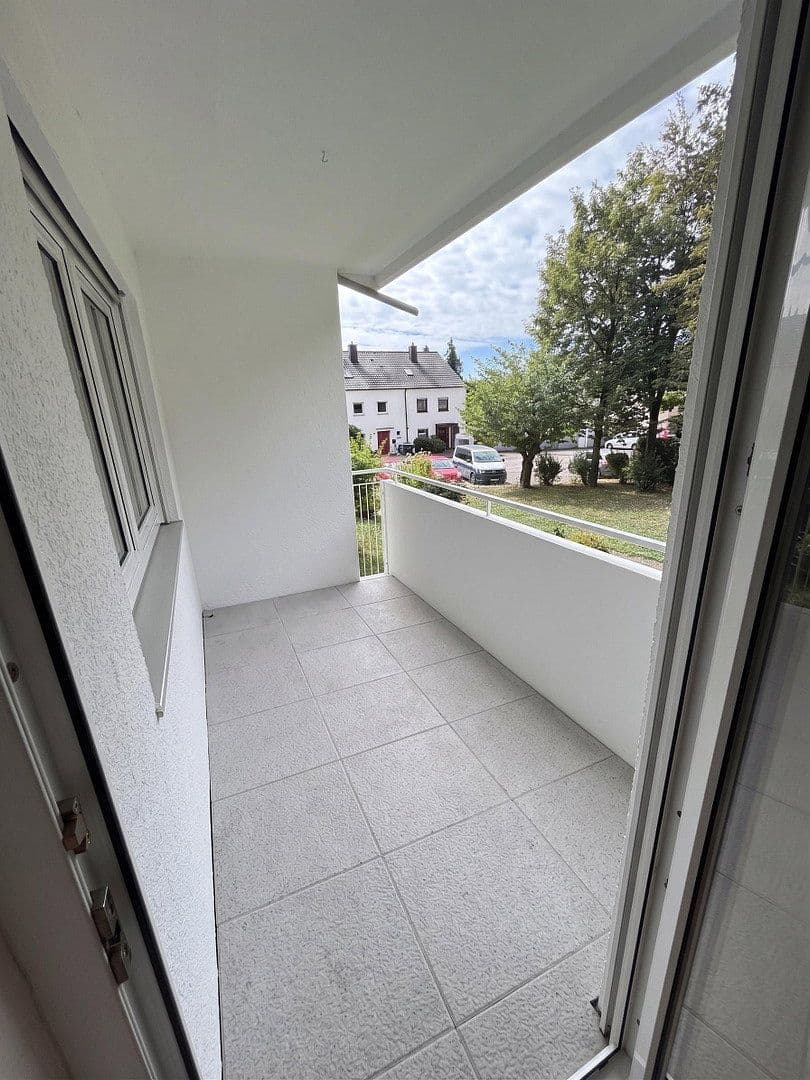 Prenájom bytu 3-izbový 93 m², Mergenthauer Weg 50, Friedberg, Bavorsko Prenájom bytu 3-izbový 93 m², Mergenthauer Weg 50, Friedberg, Bavorsko