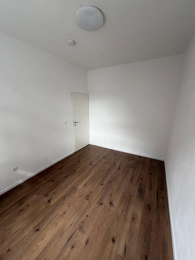 Prenájom bytu 3-izbový 81 m², Wirsungstraße 21, Augsburg, Bavorsko Prenájom bytu 3-izbový 81 m², Wirsungstraße 21, Augsburg, Bavorsko