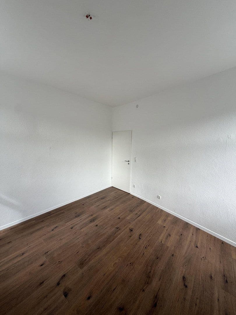 Prenájom bytu 3-izbový 81 m², Wirsungstraße 21, Augsburg, Bavorsko Prenájom bytu 3-izbový 81 m², Wirsungstraße 21, Augsburg, Bavorsko