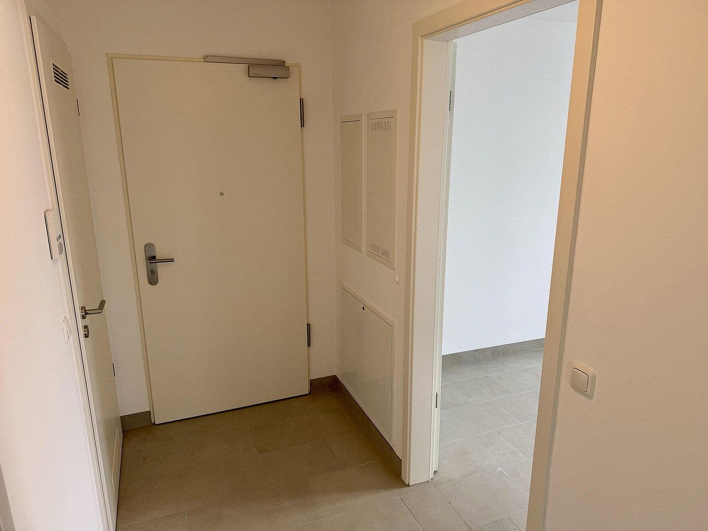 Prenájom bytu 2-izbový 60 m², Theresienbogen 23, Unterschleißheim, Bavorsko Prenájom bytu 2-izbový 60 m², Theresienbogen 23, Unterschleißheim, Bavorsko