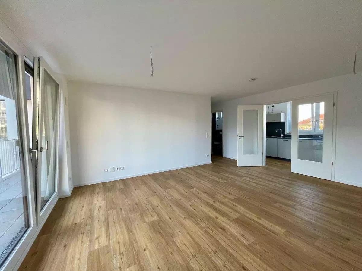 Prenájom bytu 2-izbový 72 m², Fürth, Bavorsko Prenájom bytu 2-izbový 72 m², Fürth, Bavorsko