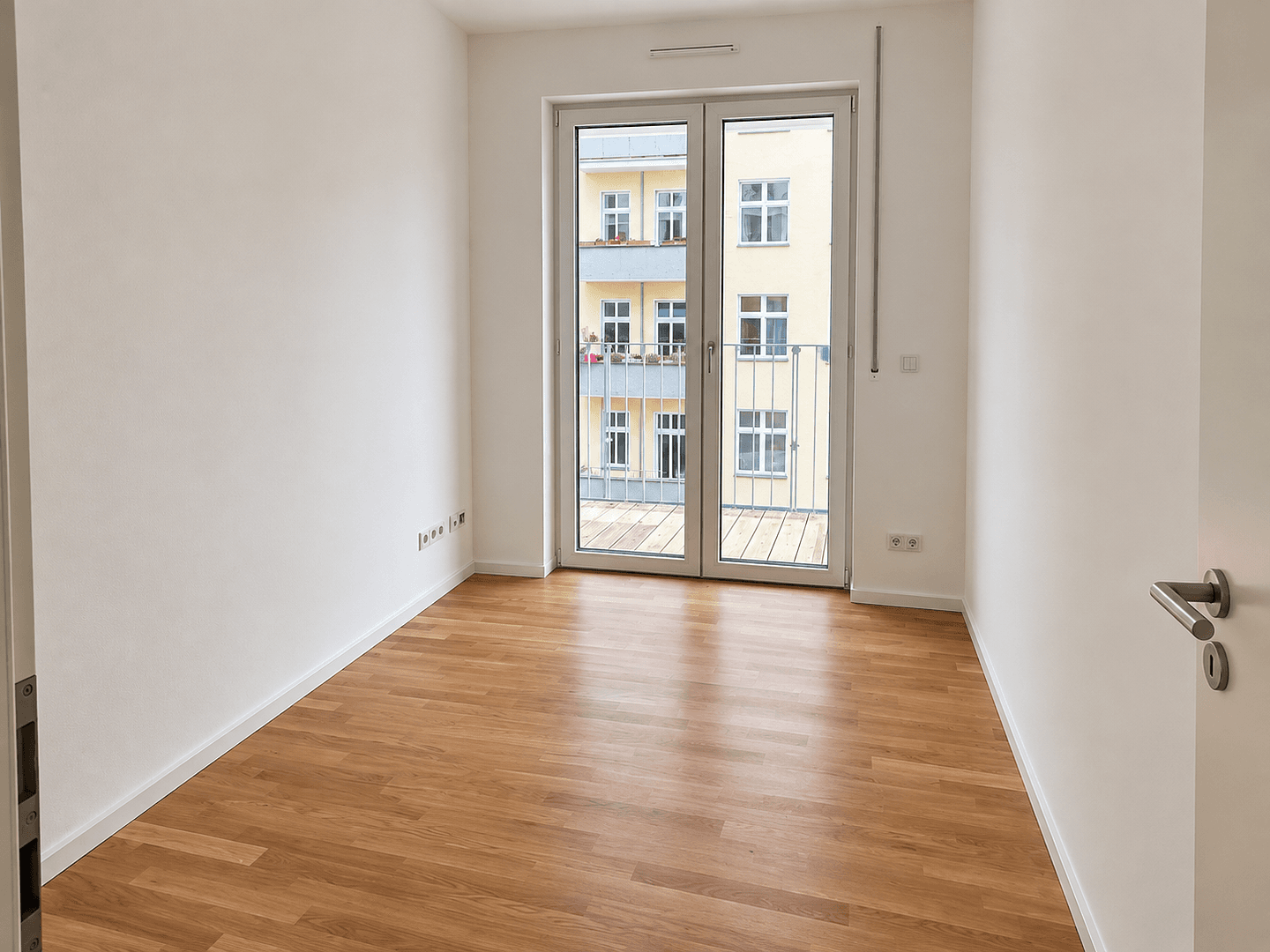 Prenájom bytu 3-izbový 66 m², Malmöer Straße 28, Berlin, Berlín Prenájom bytu 3-izbový 66 m², Malmöer Straße 28, Berlin, Berlín
