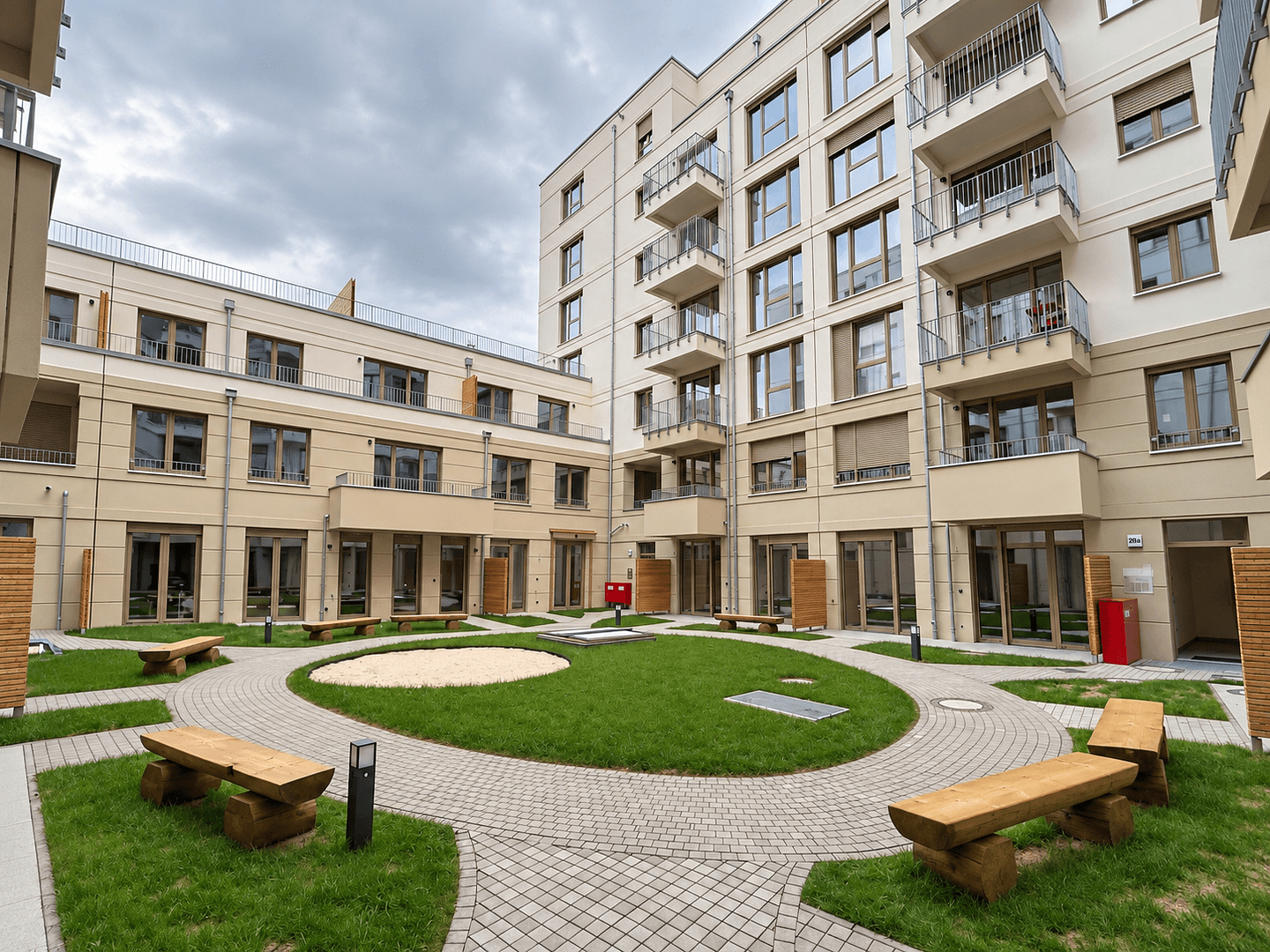 Prenájom bytu 3-izbový 66 m², Malmöer Straße 28, Berlin, Berlín Prenájom bytu 3-izbový 66 m², Malmöer Straße 28, Berlin, Berlín