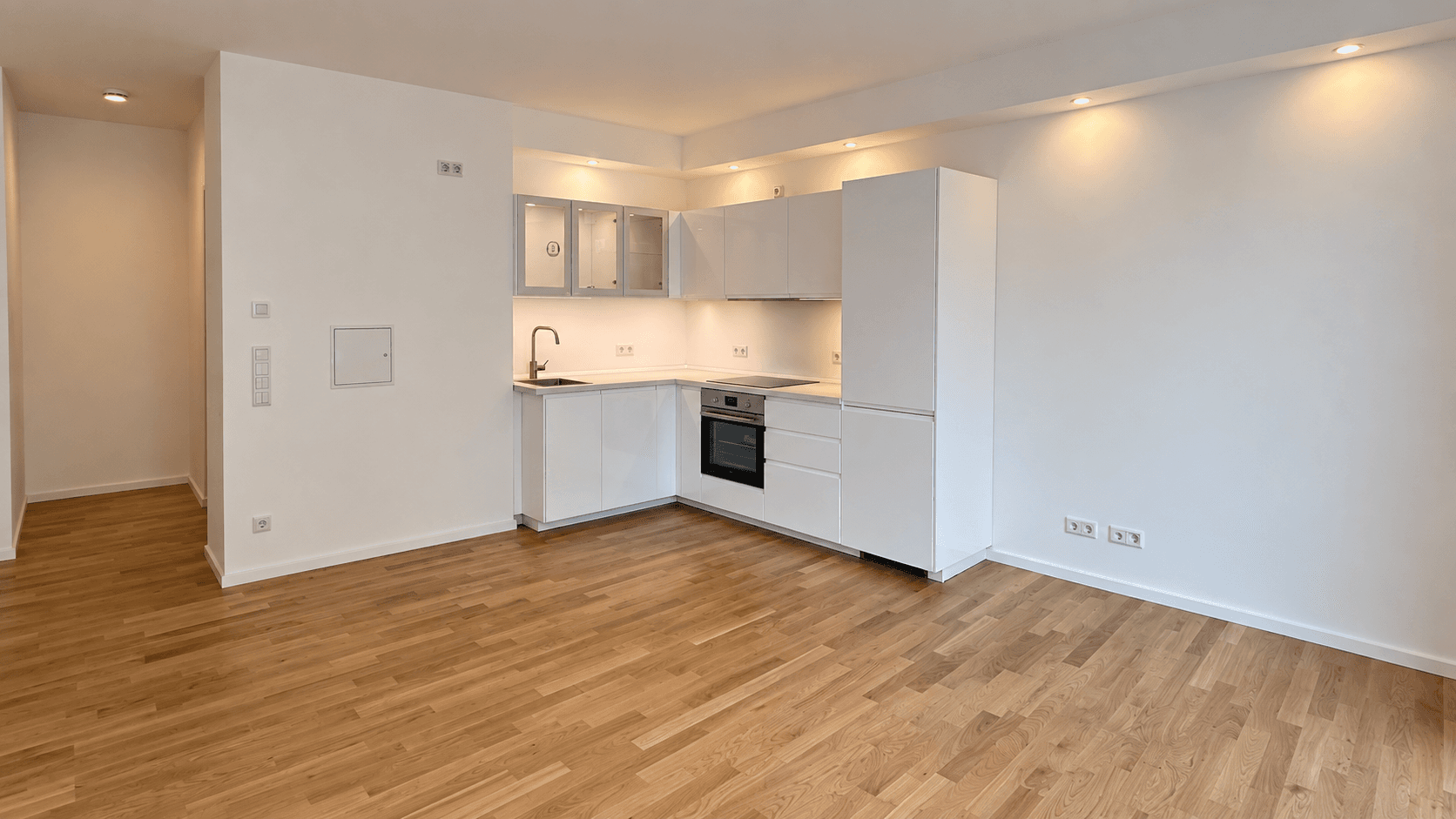 Prenájom bytu 3-izbový 66 m², Malmöer Straße 28, Berlin, Berlín Prenájom bytu 3-izbový 66 m², Malmöer Straße 28, Berlin, Berlín
