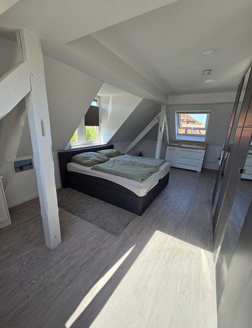 Predaj bytu 3-izbový 100 m², Tangermünder Weg 18, Berlin, Berlín Predaj bytu 3-izbový 100 m², Tangermünder Weg 18, Berlin, Berlín