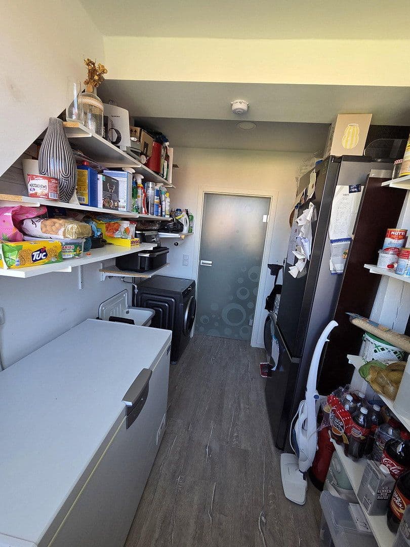 Predaj bytu 3-izbový 100 m², Tangermünder Weg 18, Berlin, Berlín Predaj bytu 3-izbový 100 m², Tangermünder Weg 18, Berlin, Berlín