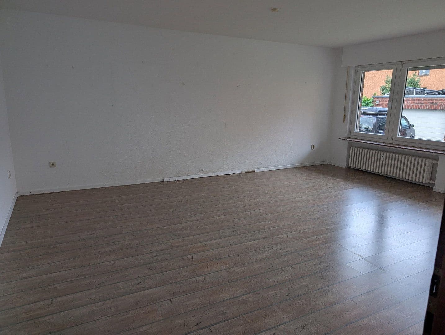 Prenájom bytu 3-izbový 118 m², Harsum, Dolné Sasko Prenájom bytu 3-izbový 118 m², Harsum, Dolné Sasko